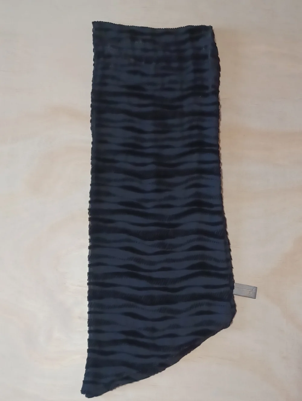 Elaine Gold Collection XIIX Velvet Burnout 56×10 Rayon Silk Oblong Scarf Black